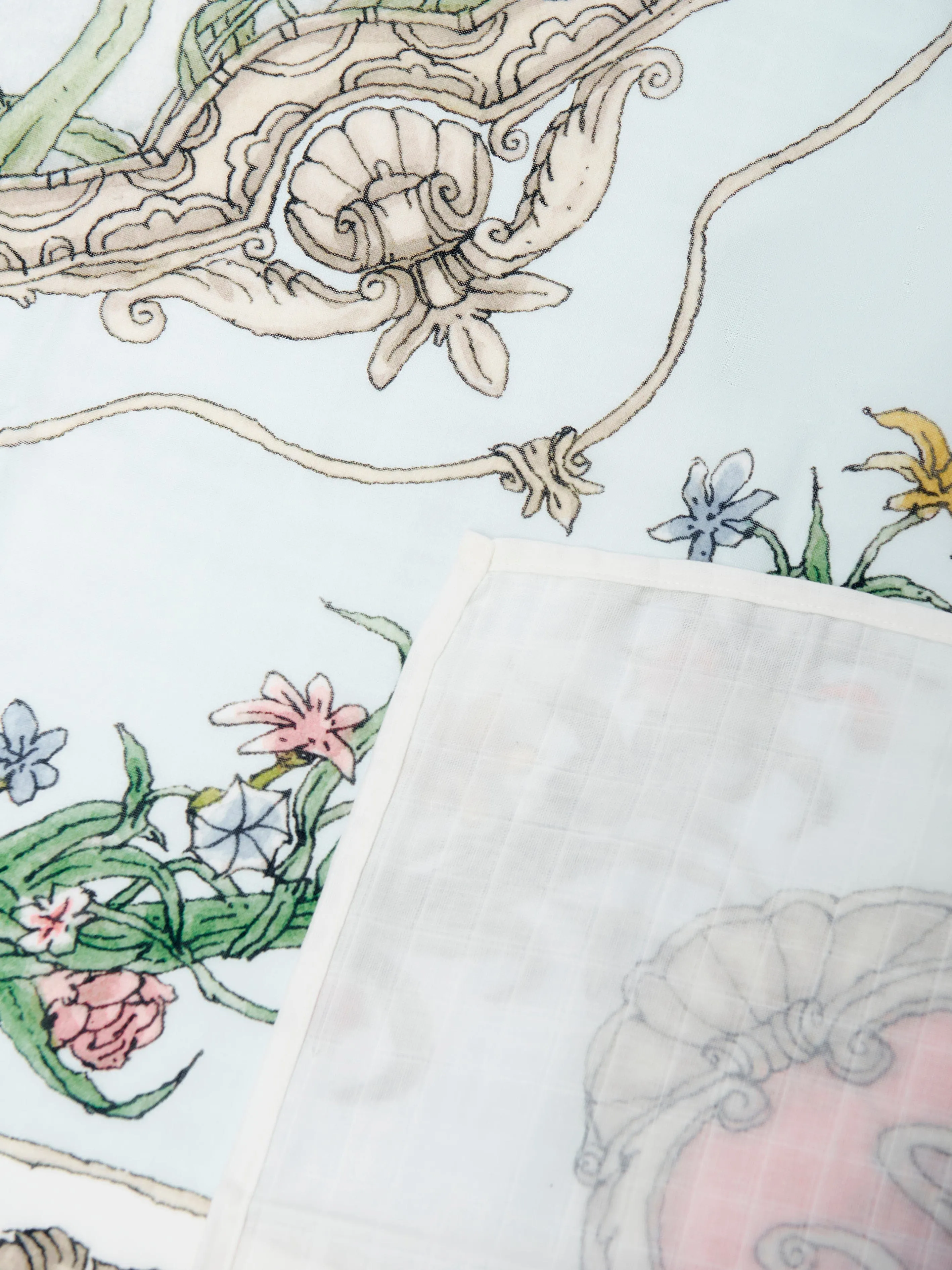 Atelier Choux Baby Grand Carr Tapestry - The Original in Multicolour (200cm)