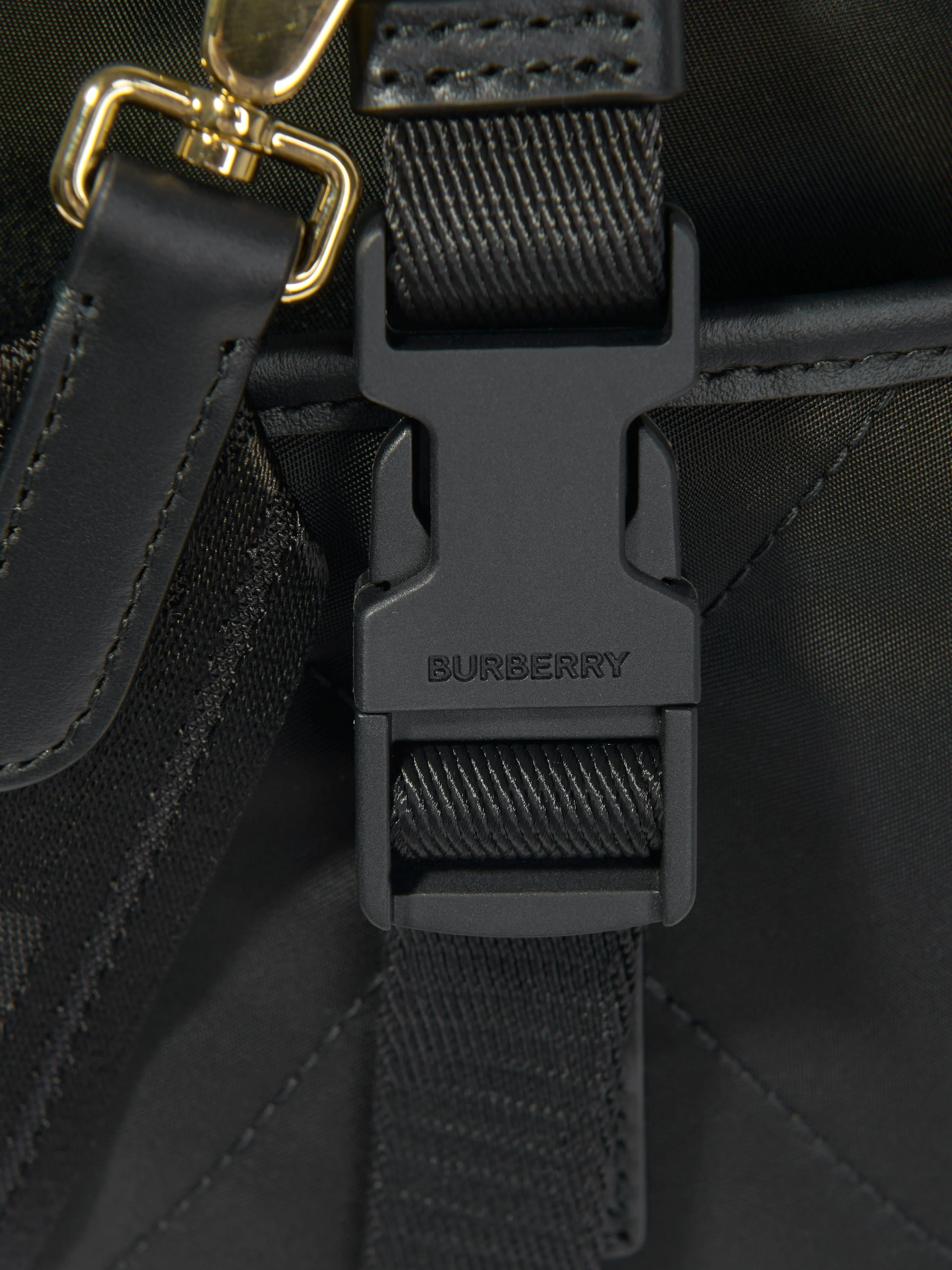 Burberry Baby Tote Changing Bag in Black (43cm)