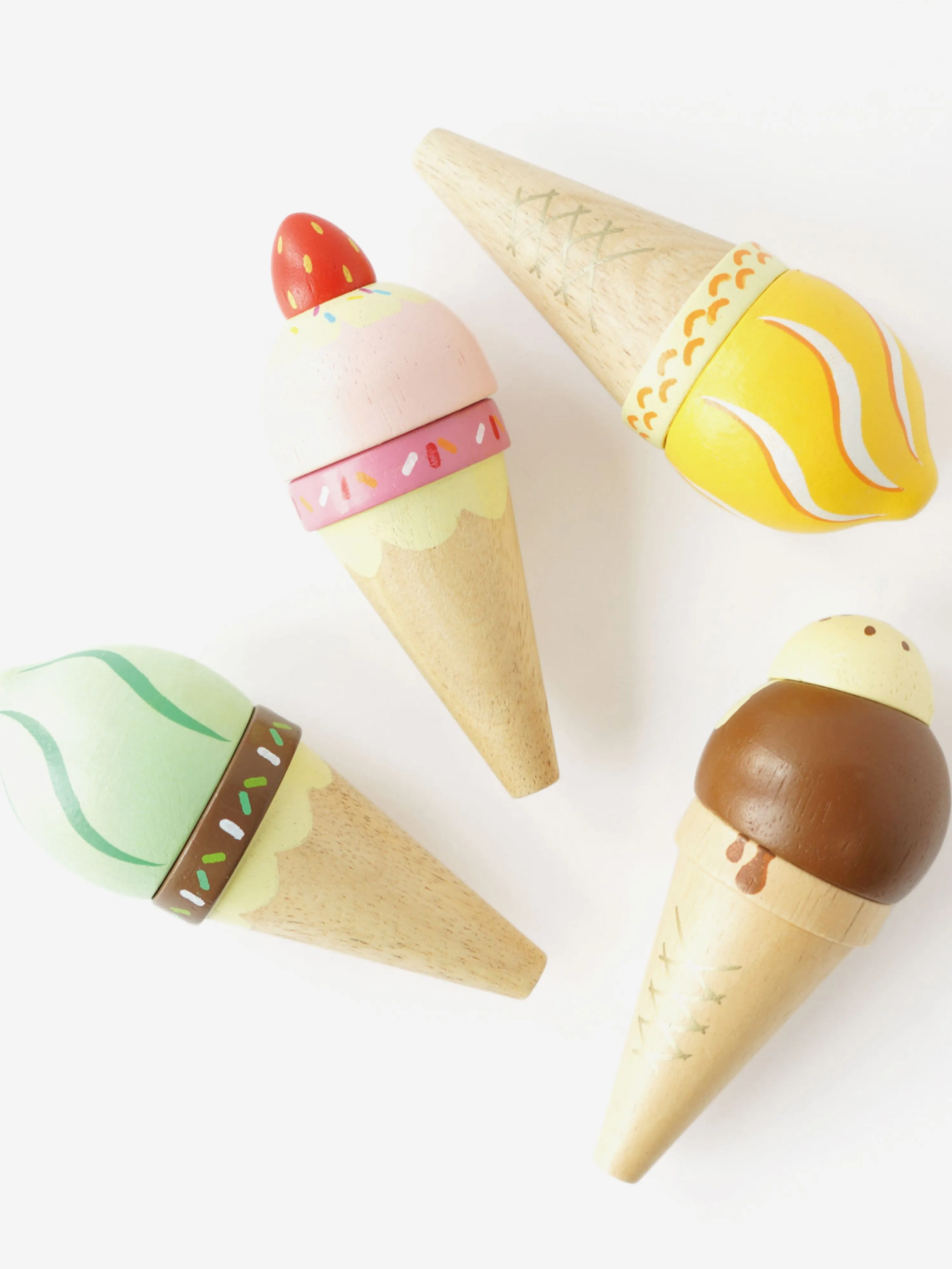 Le Toy Van Wooden Ice Cream Cones Set (W:10cm D:10cm H:13.7cm)